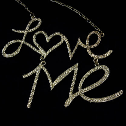 Halskette “Love Me”